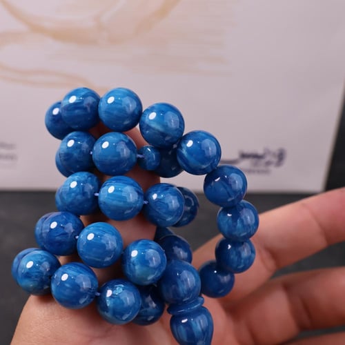 فاتوران أزرق سماوي مميز