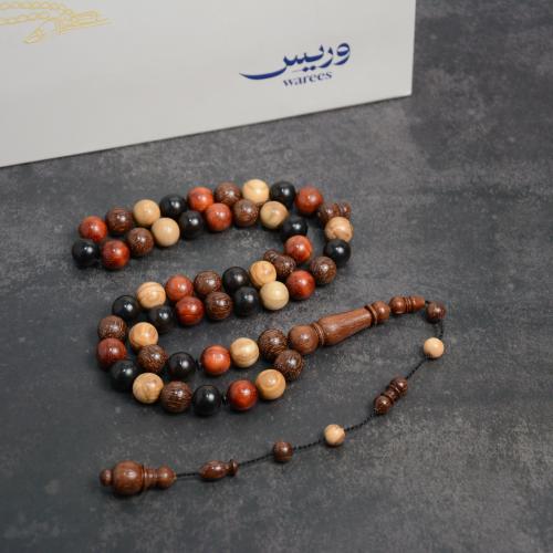 سبحة أخشاب متنوعة