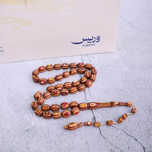 خشب الكافور بني