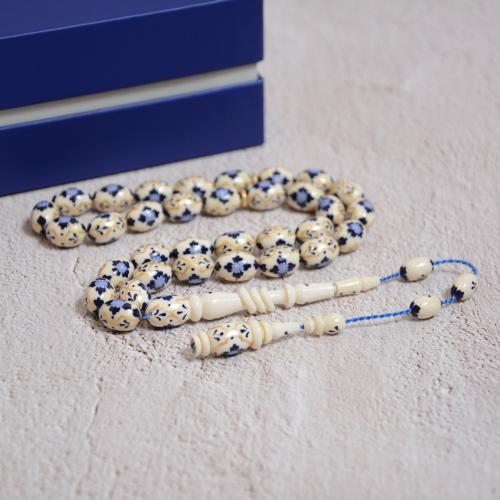 قطعة فاخرة من عاج الفيل