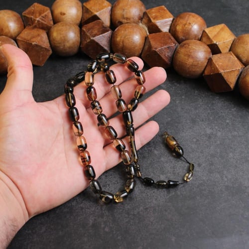 فاتوران أسود مع شفافية