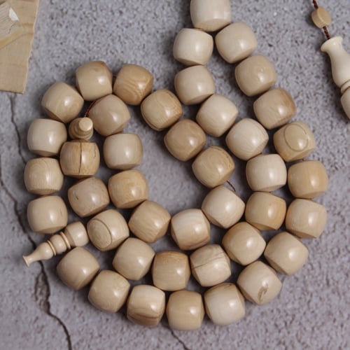 قطعة فريدة من عاج الماموث المنقرض