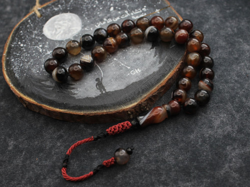 سبحة عقيق حجازي شكه حمراء