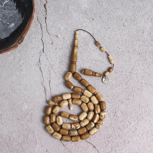 سبحة اليسر الوردي من النوادر