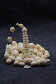 سبحة فاخرة فقمة شاهد منقوش