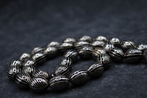 مسباح يسر منقوش بالفضة