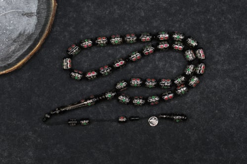 مسباح ظهر سلحفاة مع زمرد وياقوت