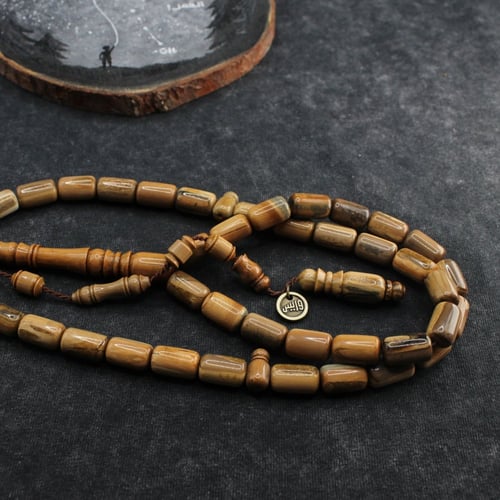 سبحة مميزة من ناب الماموث المنقرض