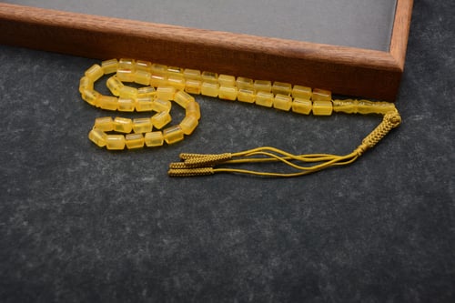 سبحة كهرمان قديم