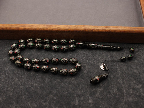 سبحة ظهر سلحفاة مع زمرد وياقوت