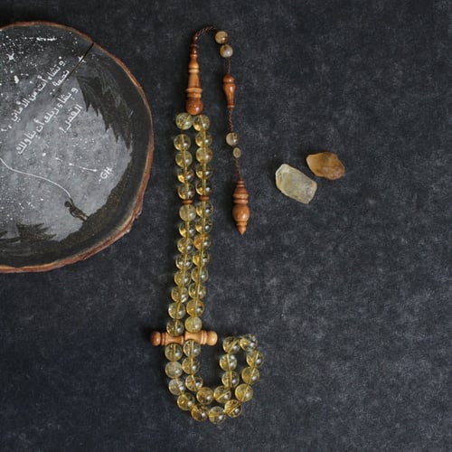 سبحة من حجر السترين الكريم