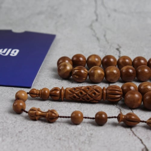 سبحة من خشب الكوك الطبيعي