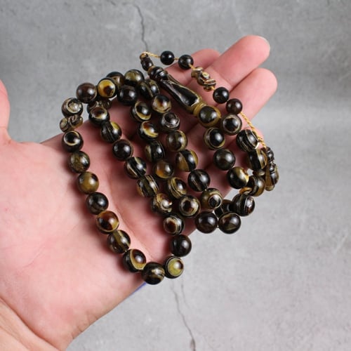 سبحة مميزة جدا من ظهر السلحفاة