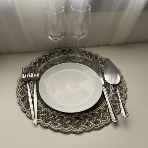 طقم كيك ذهبي او فضي ( معدن )