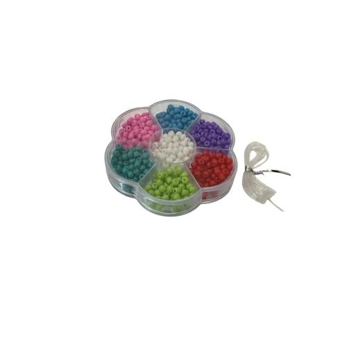 علبة خرز مع خيط