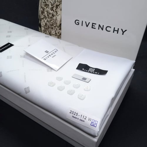قماش جفنشي - GIvenchy