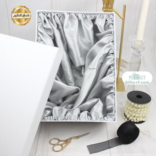 بوكس هدايا ابيض مبطن