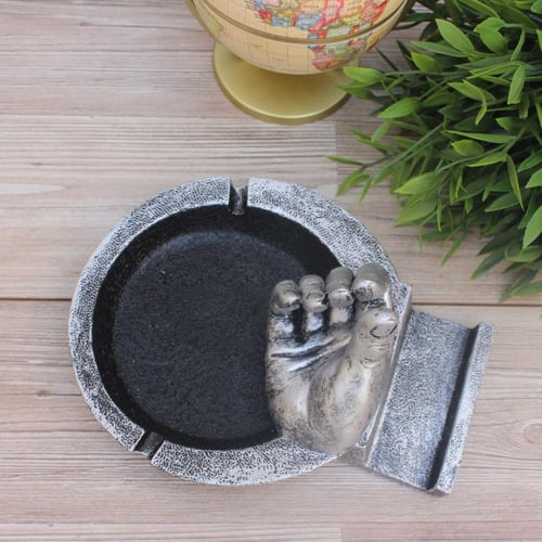 طفاية تحفه حديديه