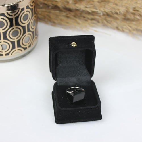 خاتم فضة للرجال بالاسم لون اسود