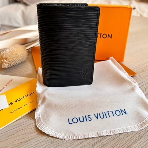 محفظة لويس فيتون- Louis Vuitton كروت