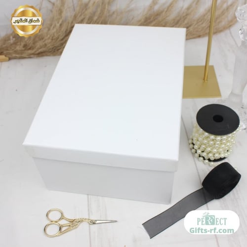 بوكس هدايا ابيض مبطن