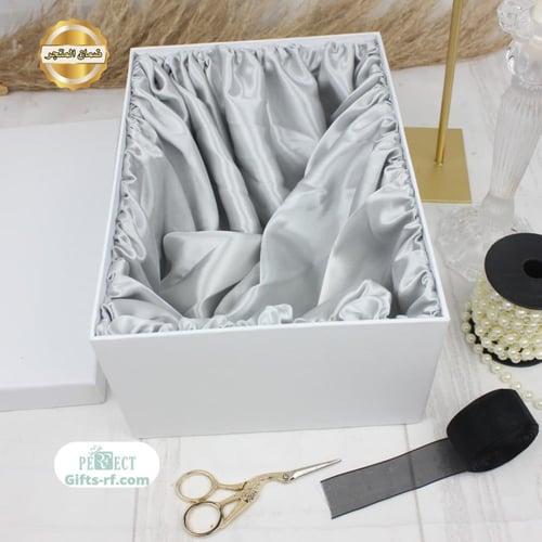 بوكس هدايا ابيض مبطن