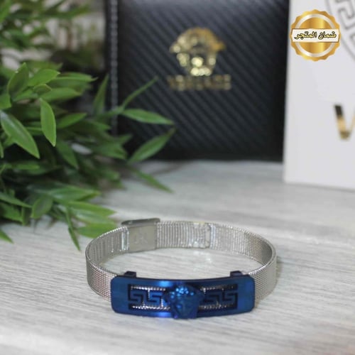 اسواره فرزاتشي