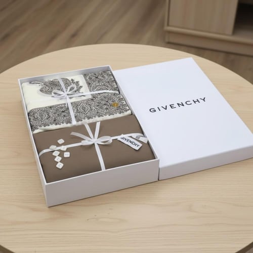 طقم رجالي شتوي فاخر: قماش جيفنشي وشال كشميري