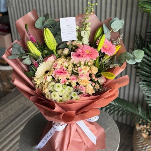 باقة زهور مشكلة