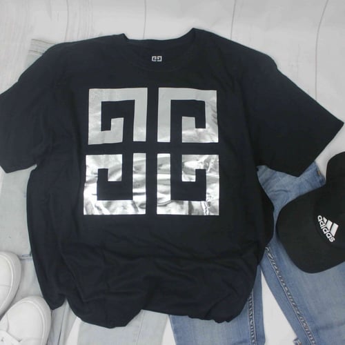 تيشيرت جفينشي- GIVENCHY