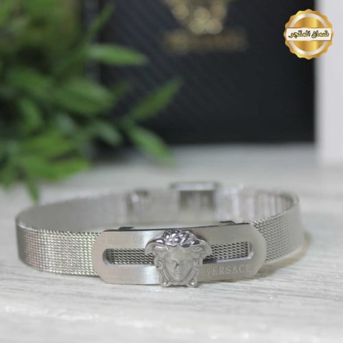 اسواره فرزاتشي