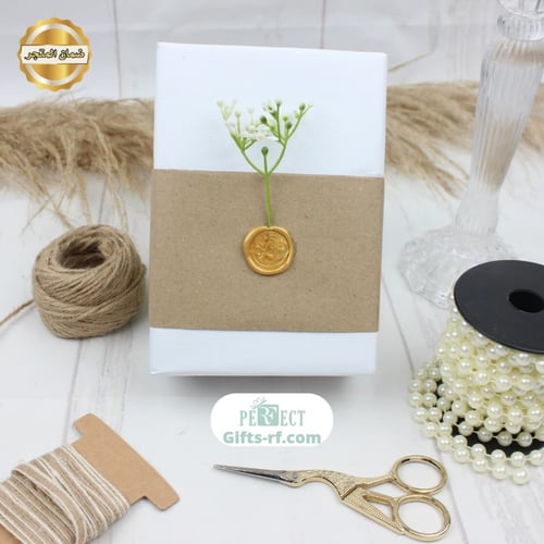 تغليف كلاسيك مع ختم شمعي