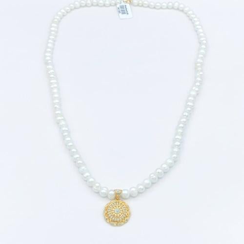 (1034.NE) عقد ذهب عيار 21 مع لولو