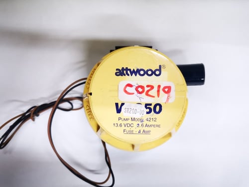 مضخة سحب مياه 12v 1250GPH موديل attwood 4212