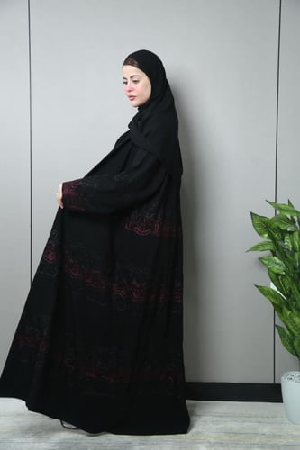 عباية كوري مطرزة