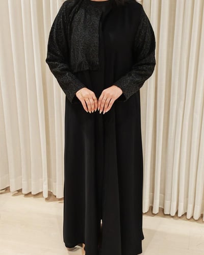 عباية بليزر بتصميم عادي وتل جانبي أنيق من متجر درة...