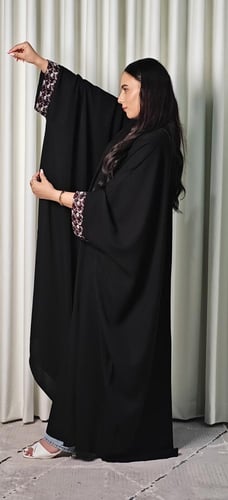 عباية بشت اسود كلفه ناعم