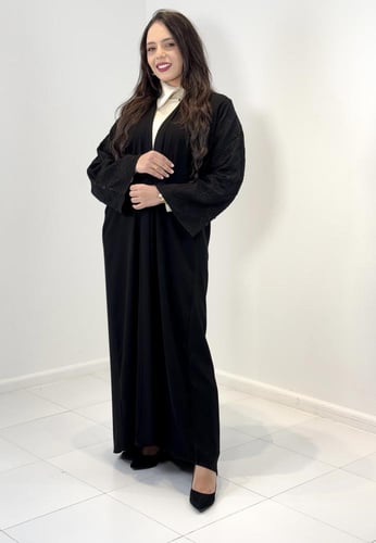 عباية نص كلوش قماش ملكي كوري