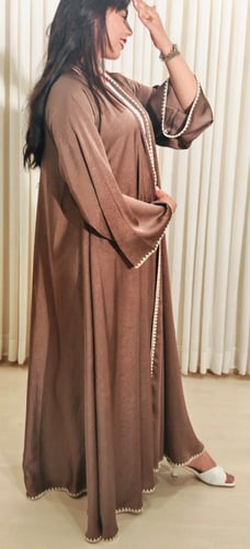 عباية كلوش طبقتين حرير صيفي من درة ميسان!