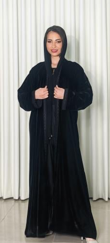 عباية مخمل تطريز امام وكم بيكواء فخم