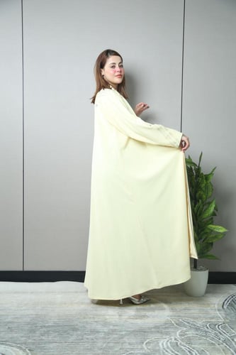 عباية مطرزة قماش إيطالي