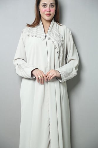 عباية مطرزة قماش إيطالي