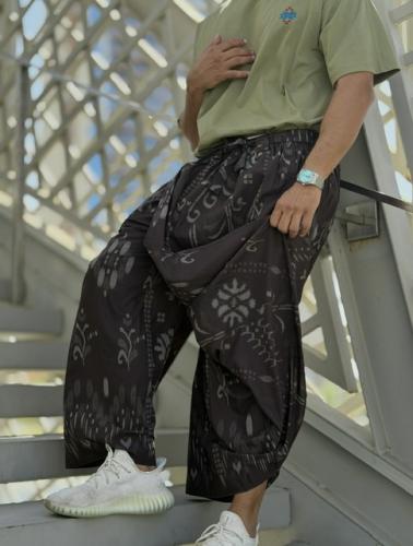 إزرهـ بنقشه لون بني غامق