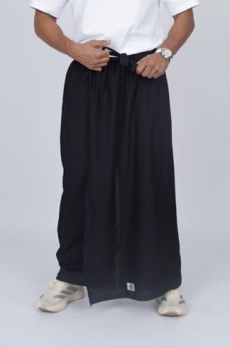 إزرهـ باللون أسود