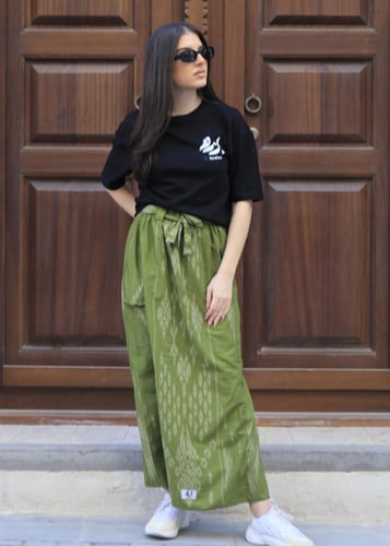 إزرهـ بنقشة اللون اخضر فاتح للجنسين