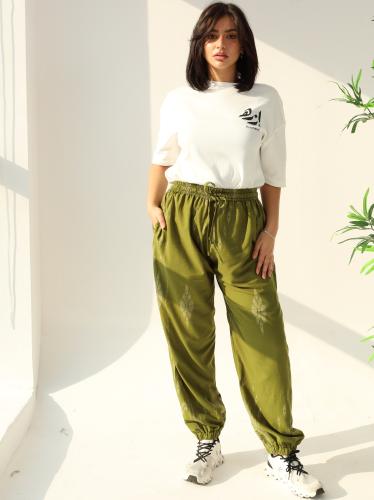 شروال إزرهـ بنقشة اللون الاخضر للجنسين