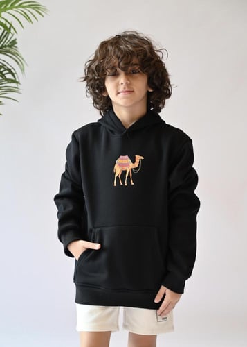 هودي الجمل باللون الأسود للأطفال