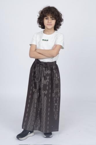 إزرهـ بنقشه لون بني للأطفال