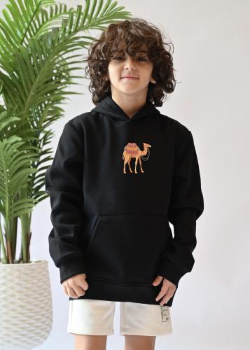 هودي الجمل باللون الأسود للأطفال