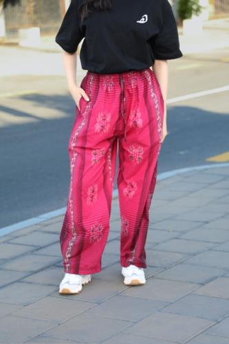 بنطلون واسع لون زهري غامق